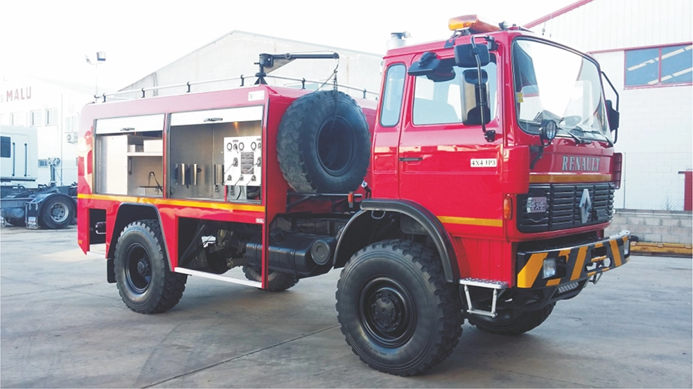 Fire engine with rebuilt engine
